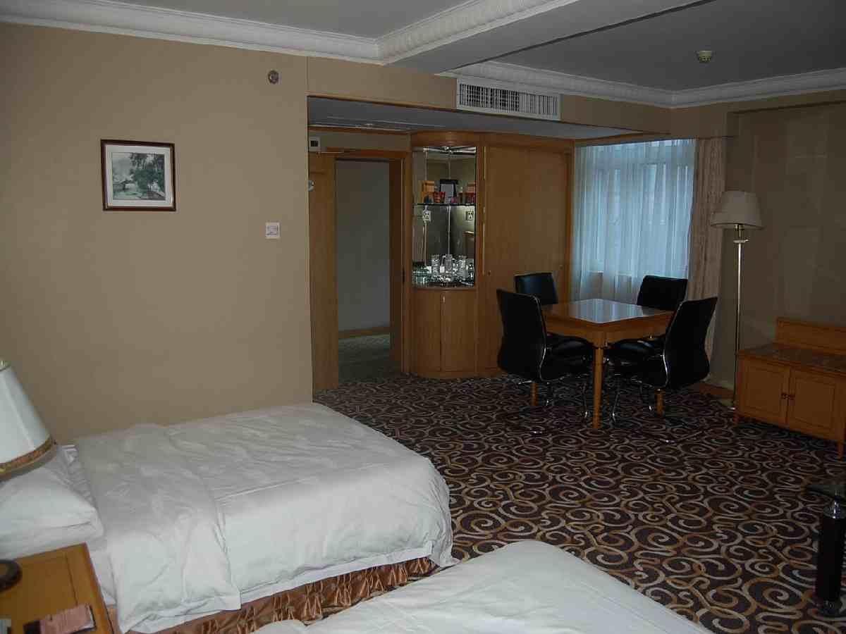 Modern Hotel Harbin Buitenkant foto