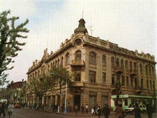 Modern Hotel Harbin Buitenkant foto